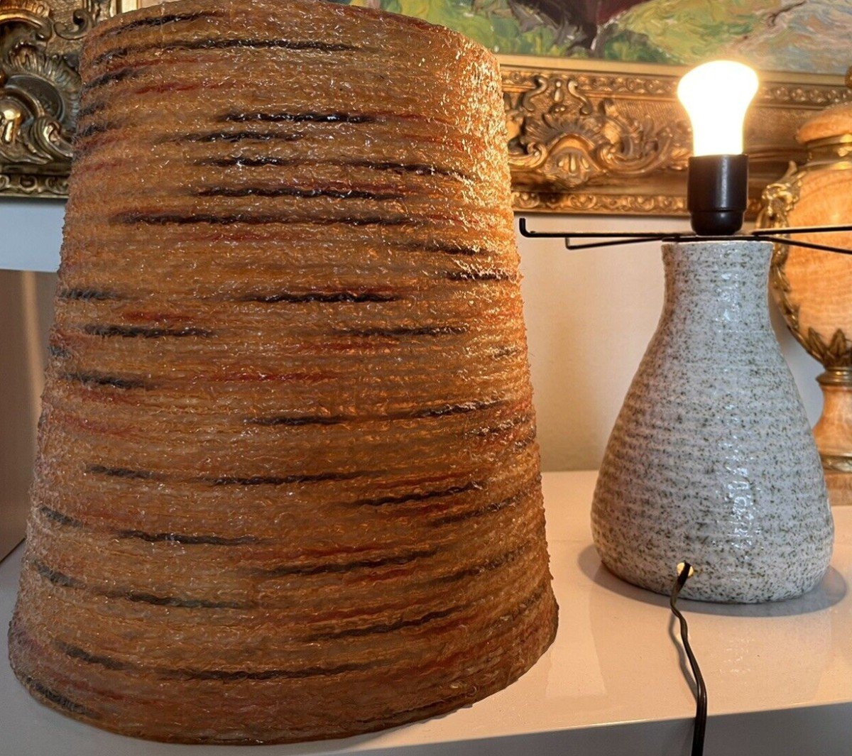 Accolay Corded Resin Lamp And Illuminated Ceramic Base. Vintage-photo-4