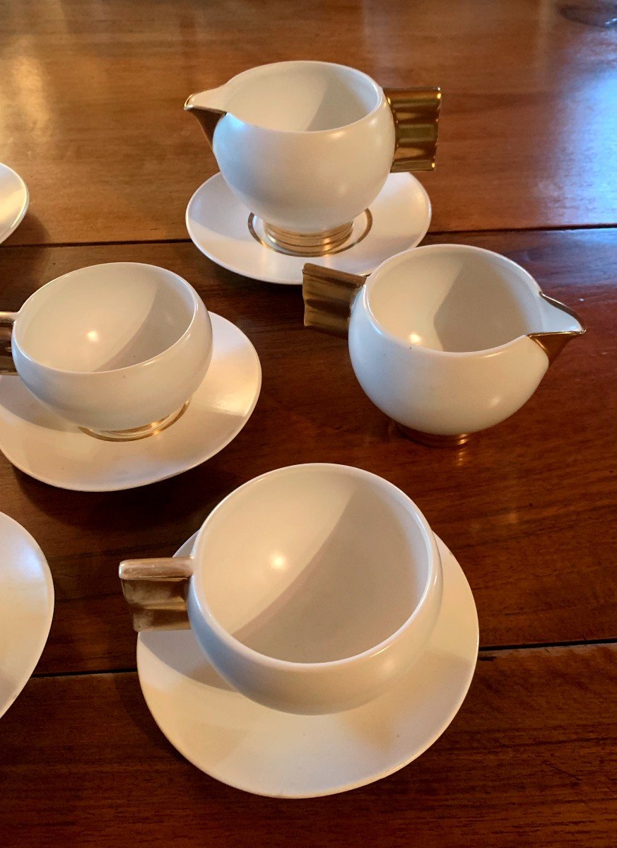 By Robj, Part Of A Tea Service, From The "art Deco" Period, In White Porcelain, Gold Handles And Frétel -photo-2
