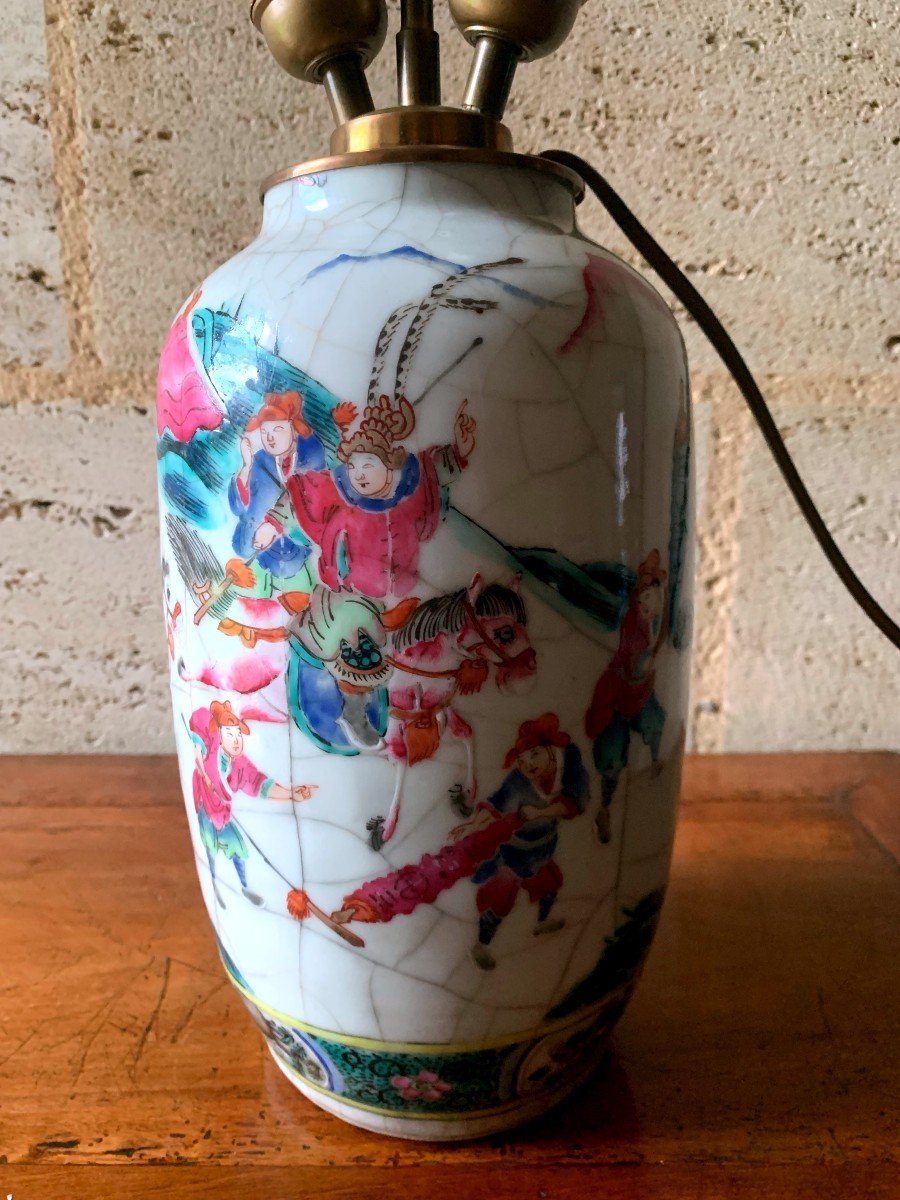 Antique (19th Century) Chinese Porcelain Lamp -photo-1