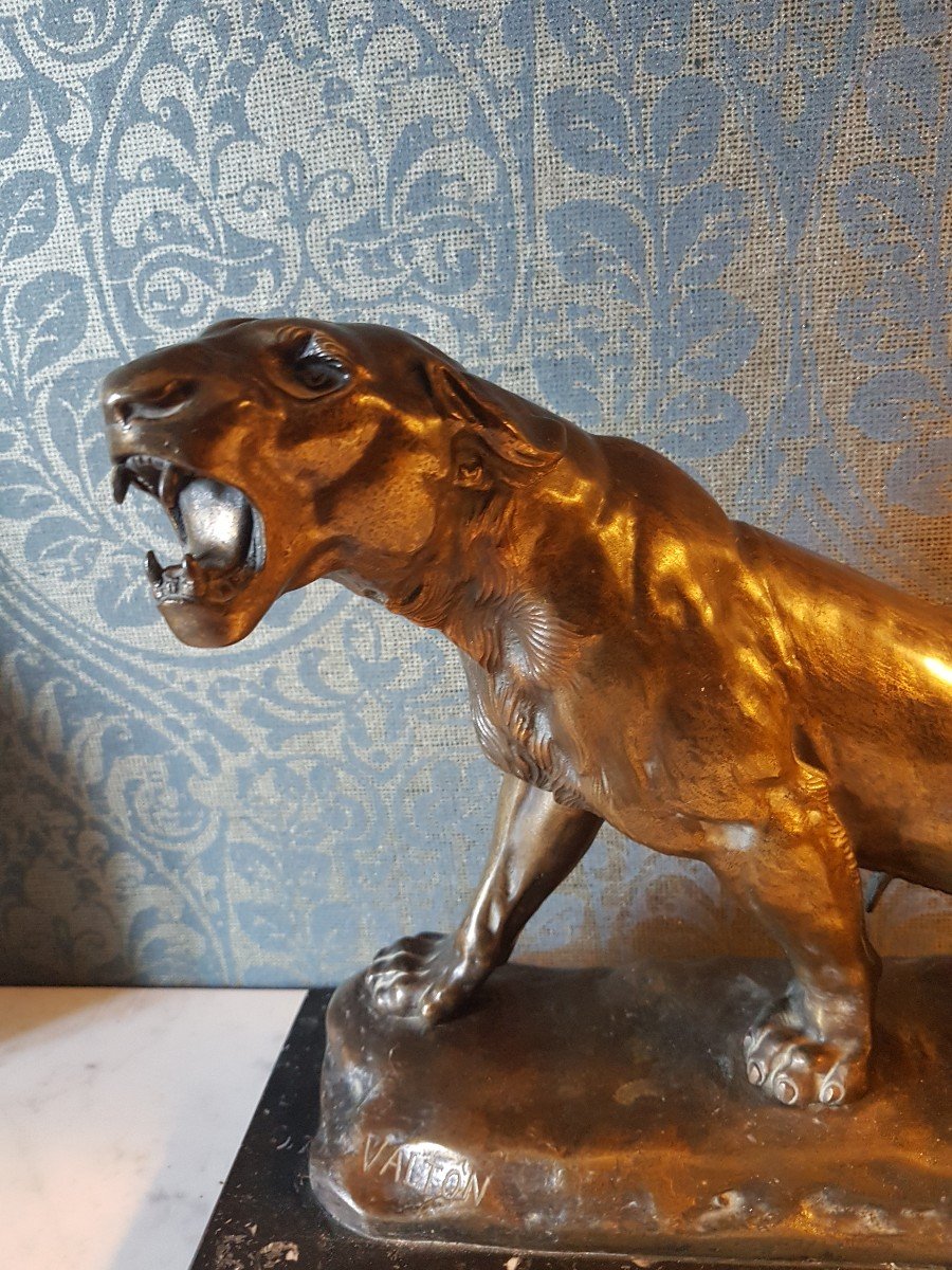 Bronze "blessed Lion" By Charles Valton. -photo-2