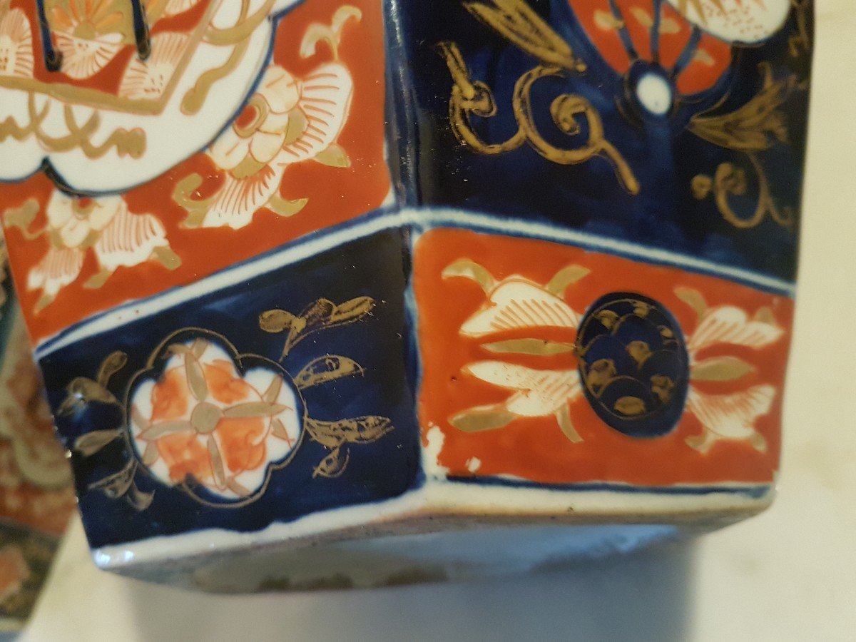 Pair Of Imari Vases - Japan 19th Century, Hexagonal.-photo-1