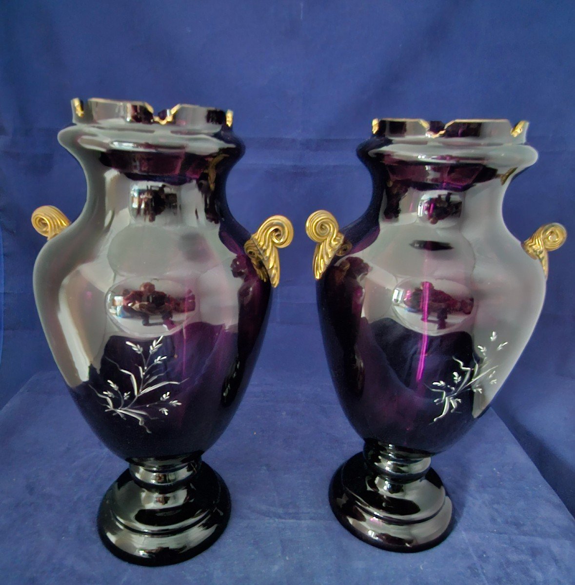 Grande paire de vases en verre émaillée de Mary Gregory 19ème -photo-3