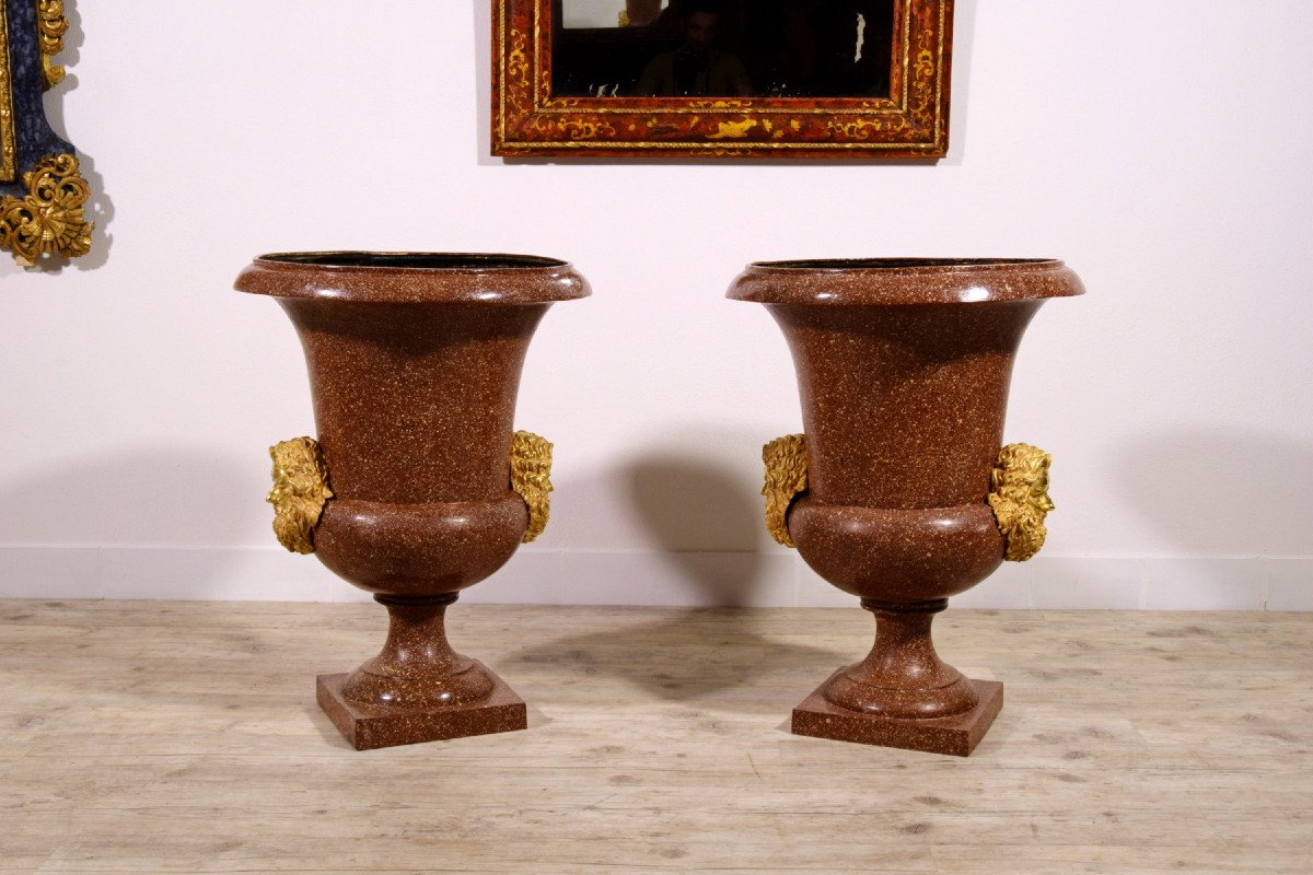 20th Century, Pair Of Italian Lacquered Bronze Vases, Neoclassical Style-photo-4