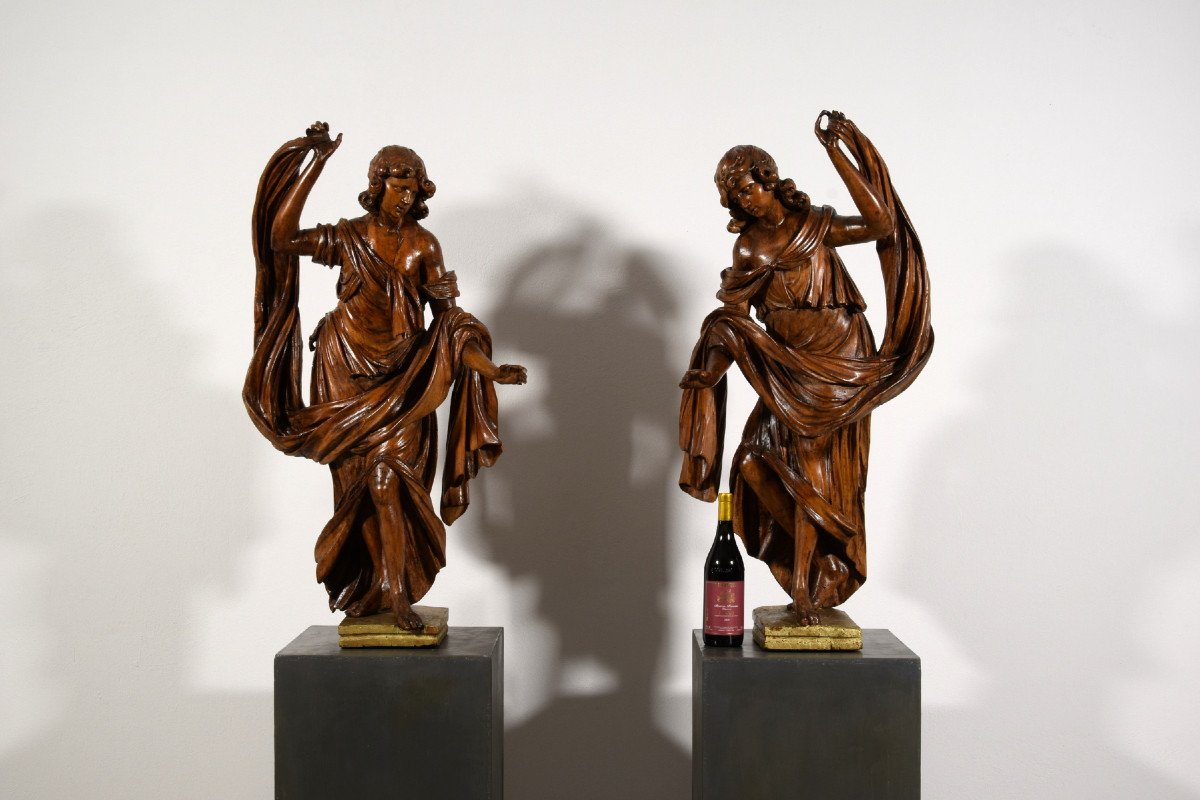 17th Century, Pair Of Italian Baroque Walnut Sculptures-photo-1