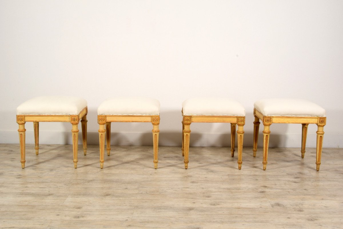 18th Century, Four Italian Lacquered Wood Stools -photo-2