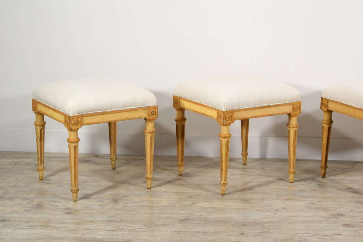 18th Century, Four Italian Lacquered Wood Stools -photo-2