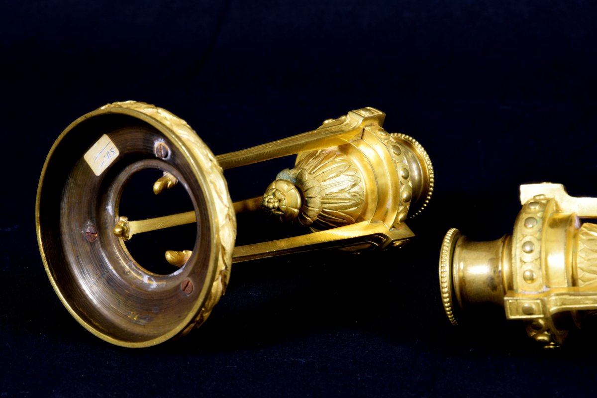  Small Pair Of Finely Chiseled Gilded Bronze Candlesticks, France Mid-19th Century-photo-4