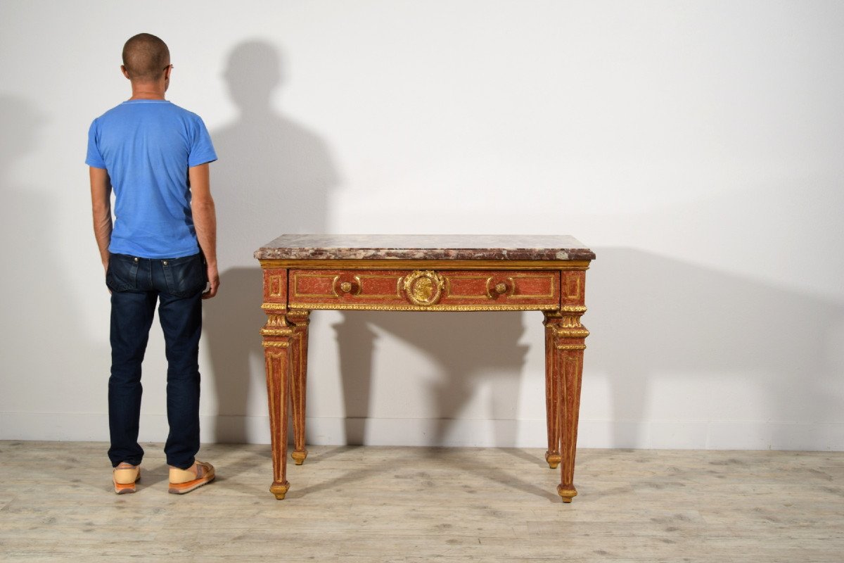 Carved, Golden And Lacquered Wood Console With Red Background, Marble Top-photo-5