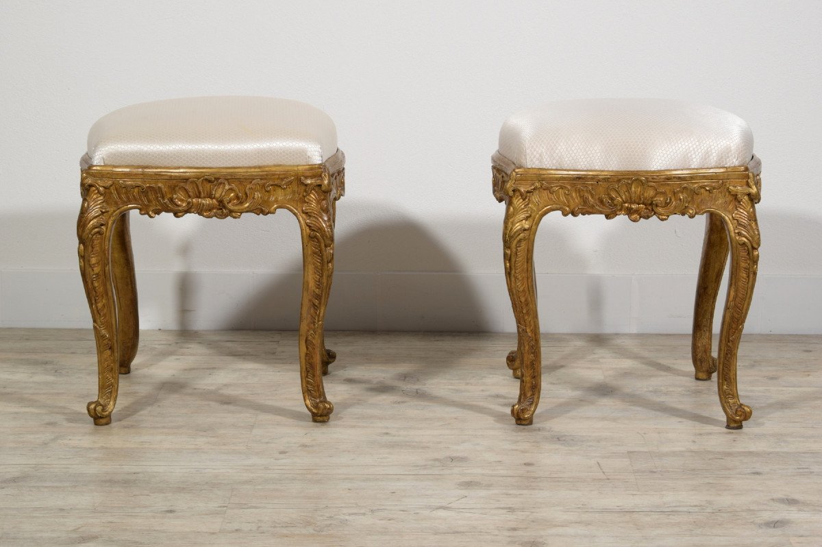 18th Century, Italian Pair Of Gilt Wood Louis XV Stools -photo-2