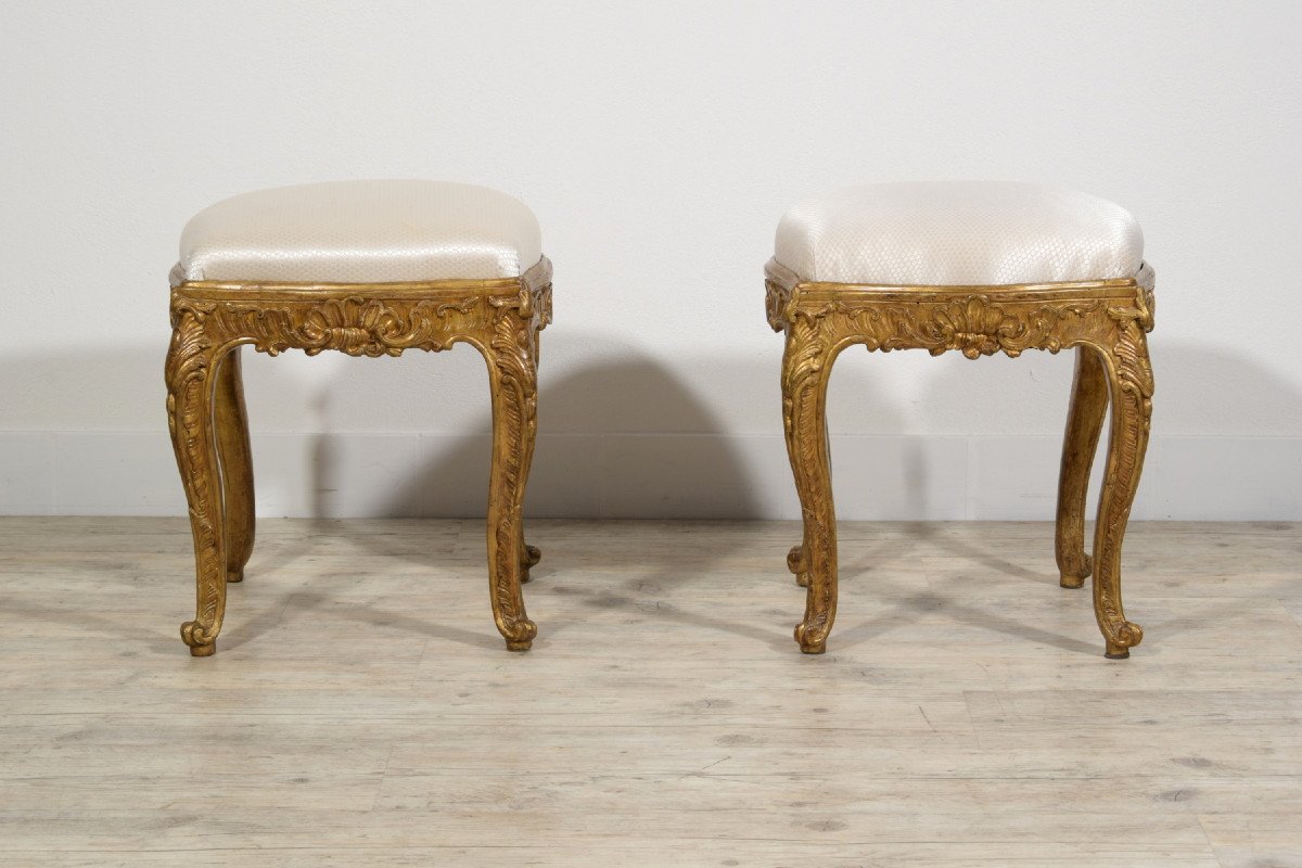 18th Century, Italian Pair Of Gilt Wood Louis XV Stools -photo-3