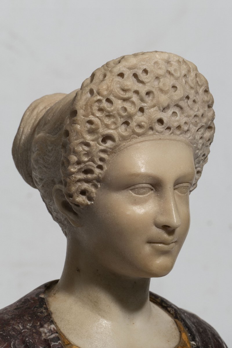 Female Bust -photo-4