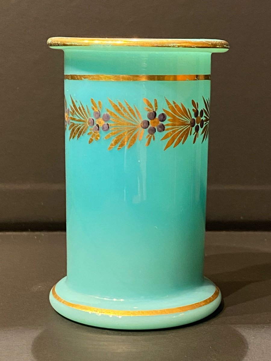 Rare Vase En Opaline Bleu Turquoise Forme Rouleau Décor  Desvignes XIXeme  époque Charles X.