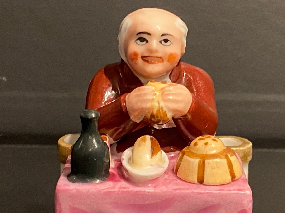 Encrier En Porcelaine Polychrome Représentant Un Bourgeois à Table XIXeme époque Louis Phillipe-photo-1