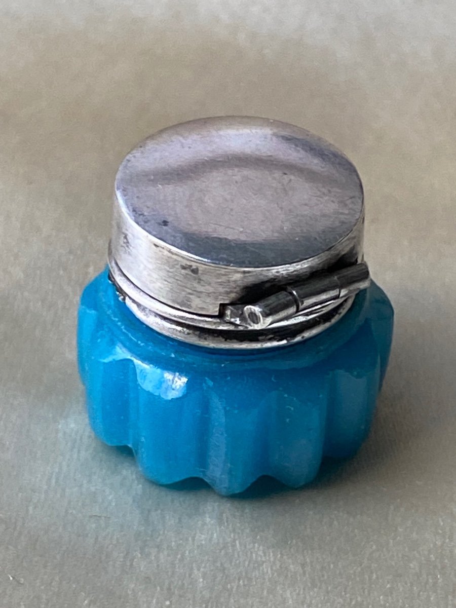 Petite Vinaigrette En Opaline Bleu Turquoise Montée Argent XIXeme époque Charles X.-photo-5