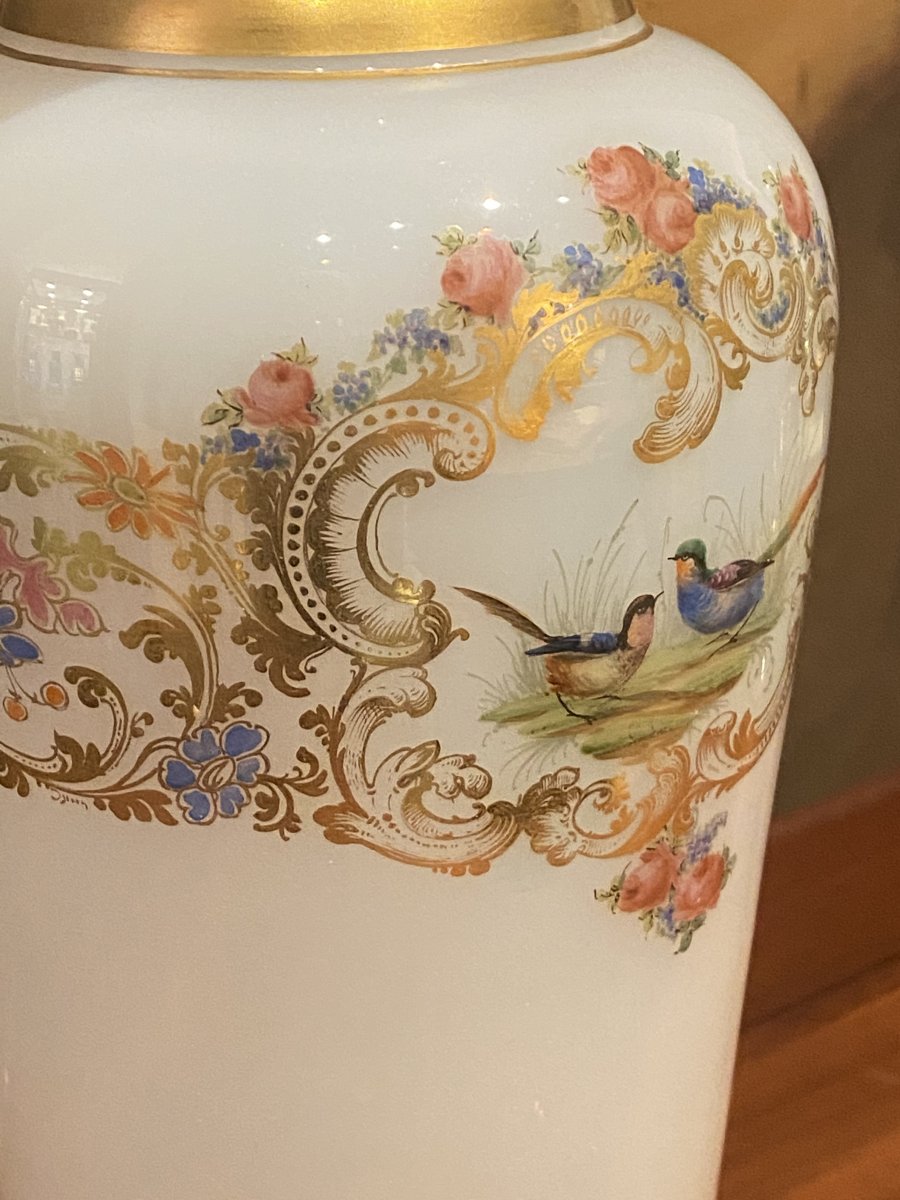 Important Vase In Opaline Soapy XIXth Circa 1840.-photo-4