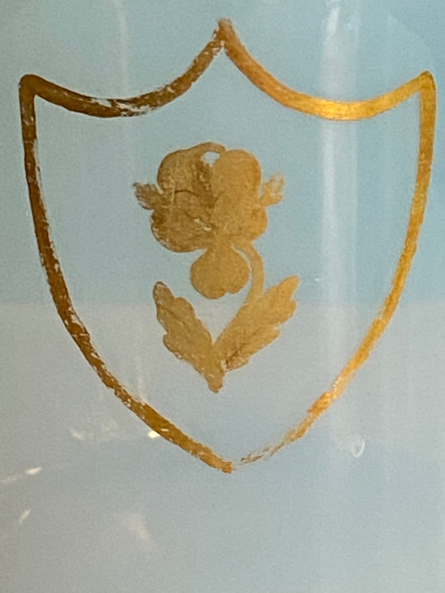 Verre Ou Gobelet En Opaline Savonneuse XIXeme époque Charles X.-photo-2