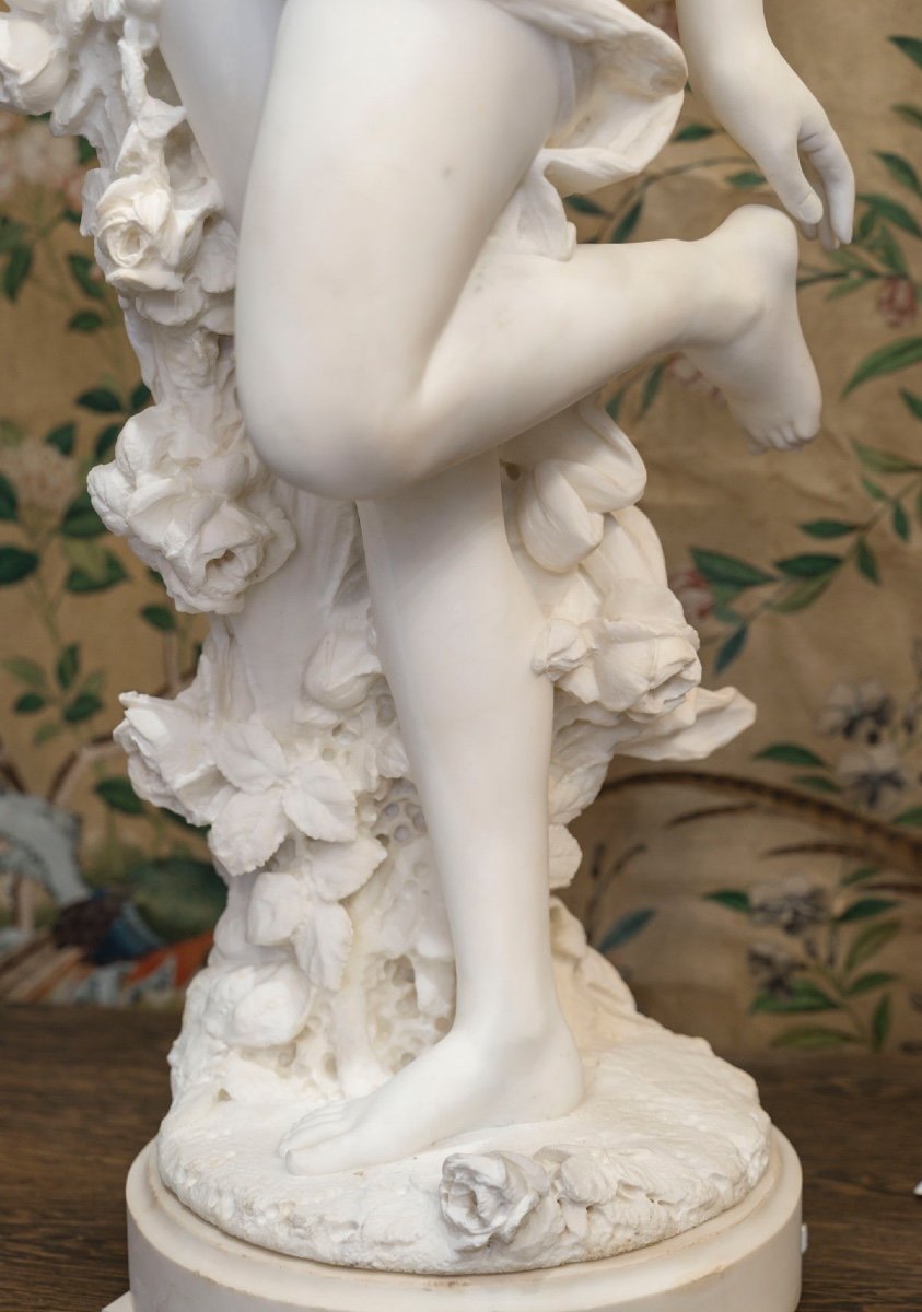 White Marble Sculpture-photo-2