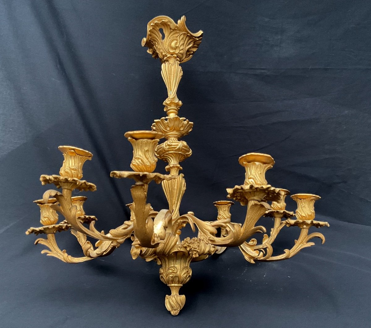 Lustre Bronze Doré Style Louis XV