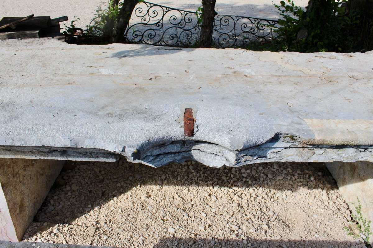 Table De Monastère En Pierre De Saint Cyr Et Son Banc-photo-3