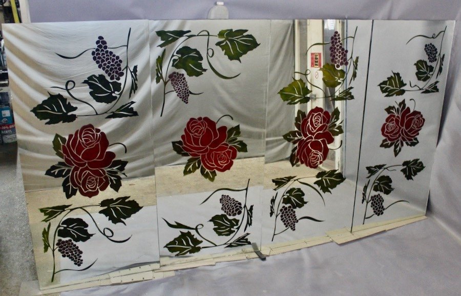 Suite Of 4 Large Mirrors Decorated With Roses-photo-3