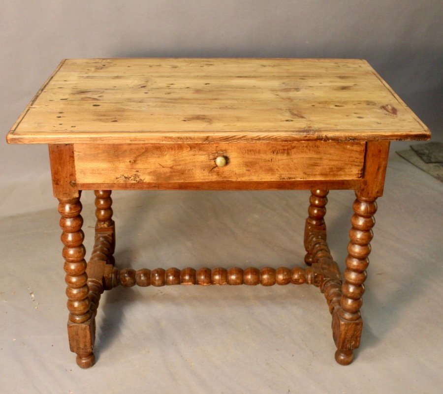 Louis XIII Writing Table With Rosary Feet-photo-3