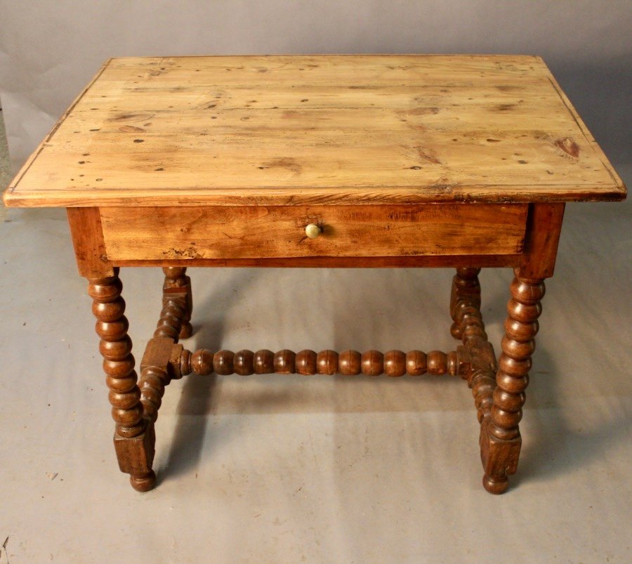 Louis XIII Writing Table With Rosary Feet