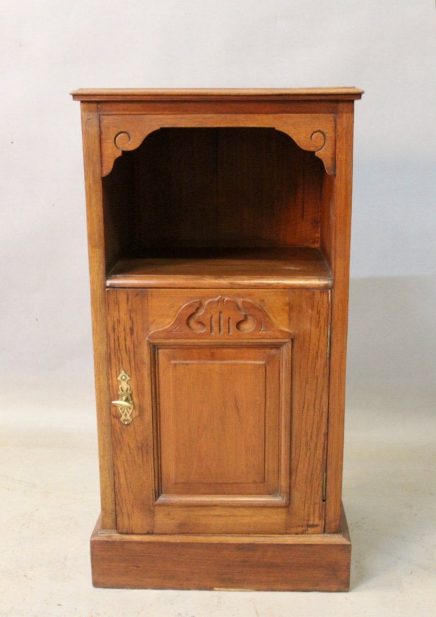 English Mahogany Nightstand 1900