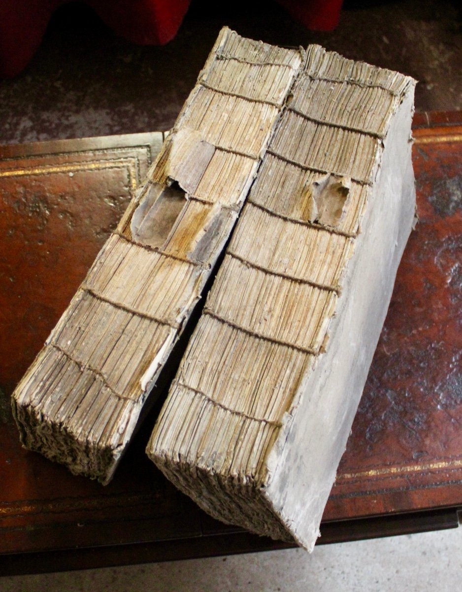 2 Volumes Of Old Books Of Jurisprudence From 1787 By M./bouhier-photo-1