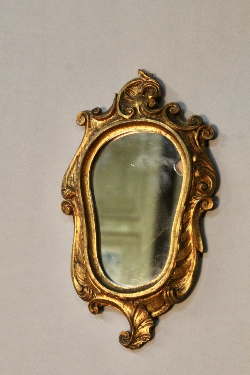 Petit Miroir Baroque Doré