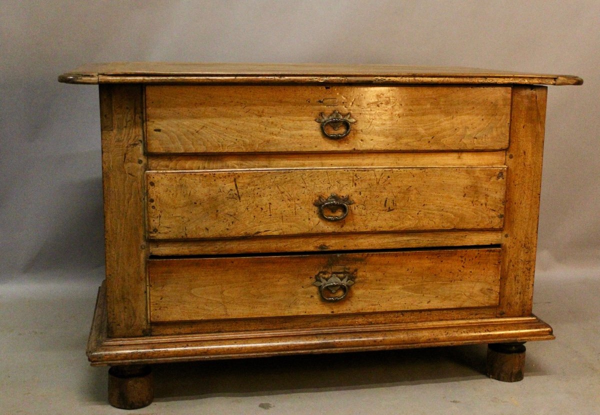 Louis XIV Chest Of Drawers In Walnut -photo-2