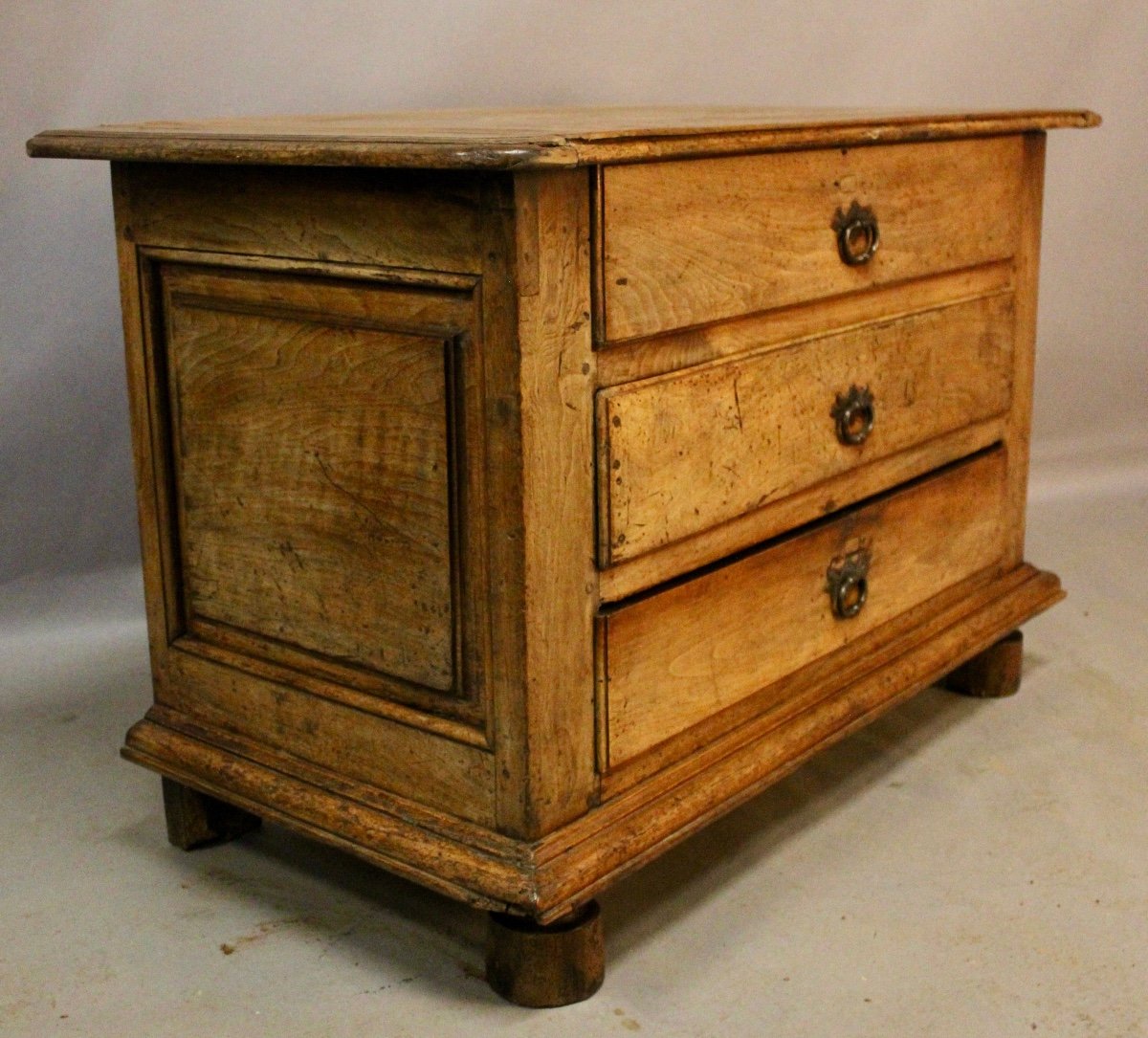 Louis XIV Chest Of Drawers In Walnut -photo-3