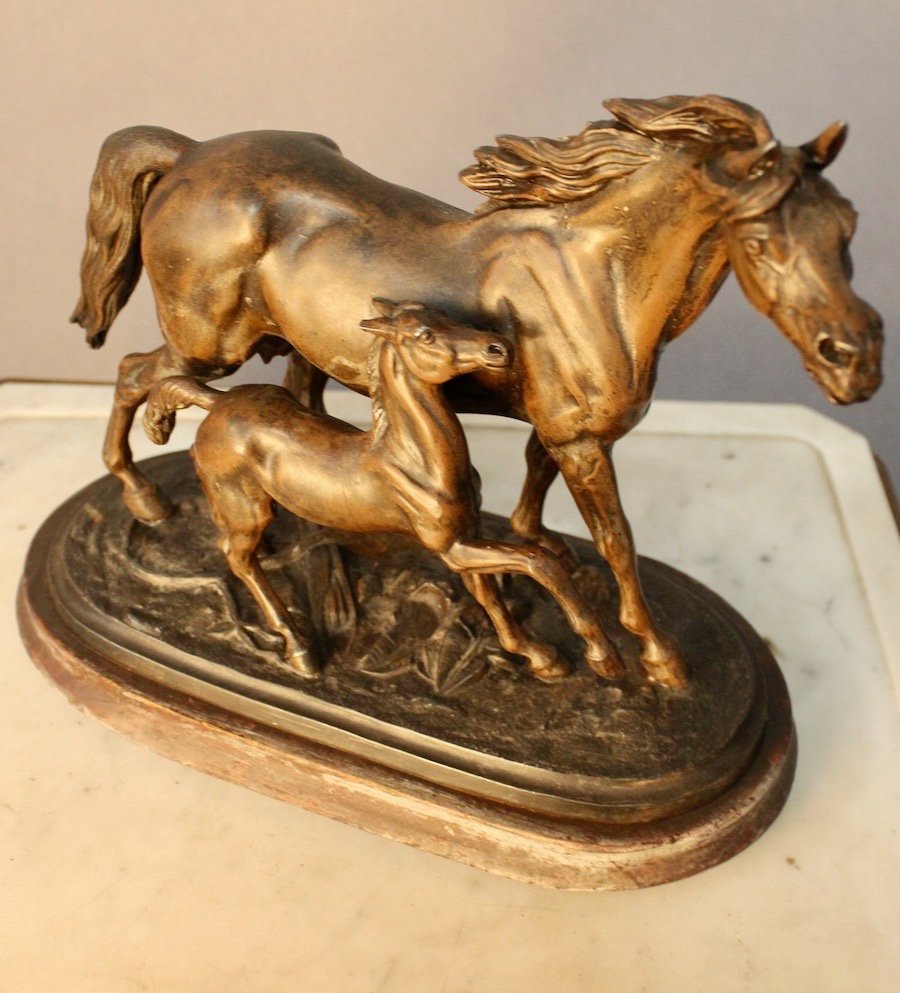 Bronze Sculpture Mare And Foal On Wooden Base -photo-4