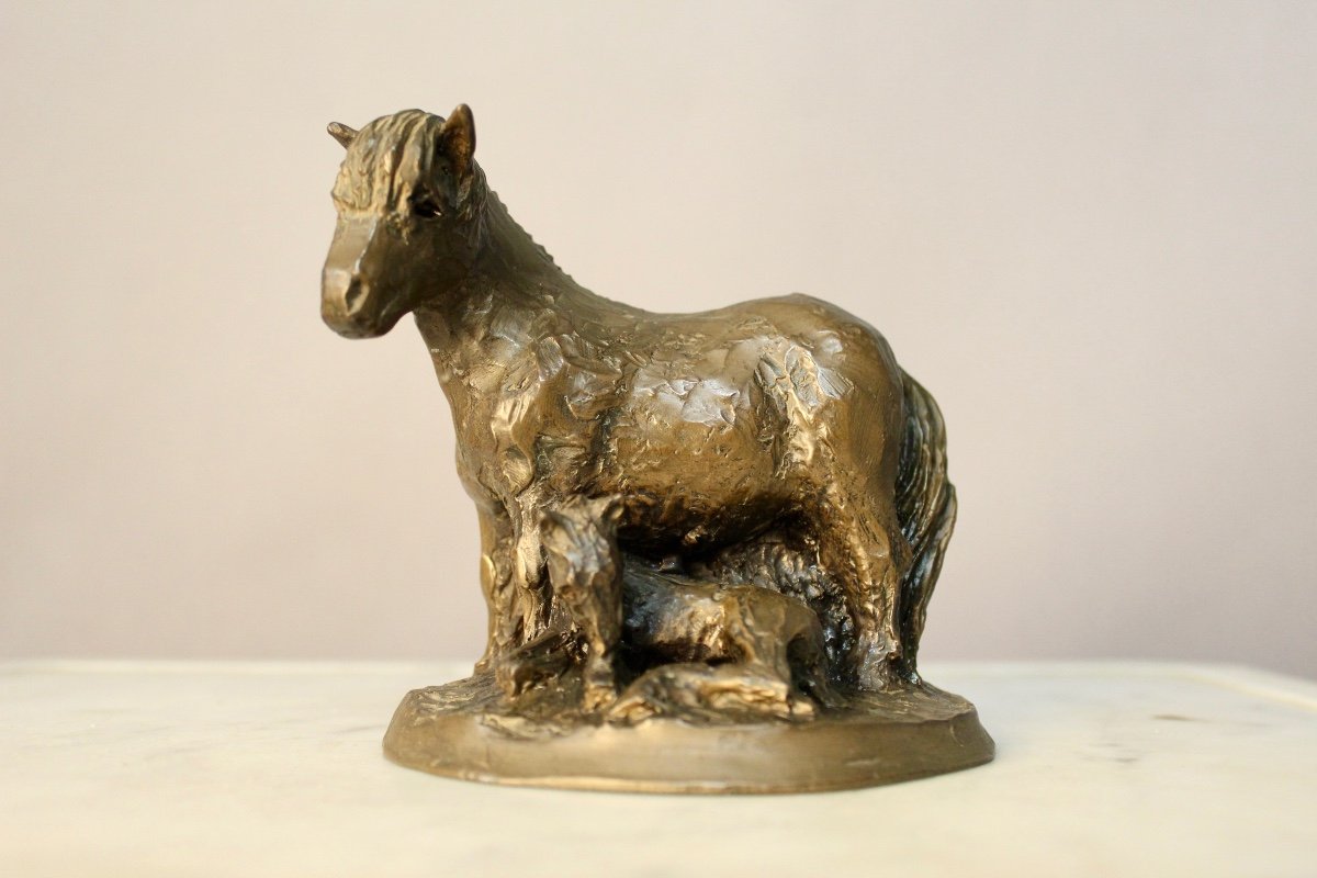 Bronze Sculpture Mare And Foal Lying-photo-3