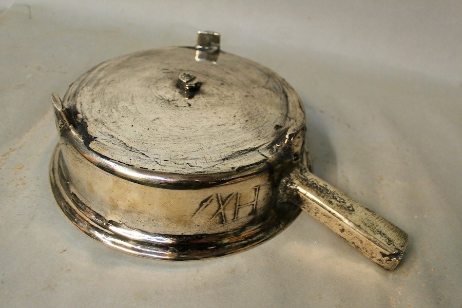 18th Century Brass Hearth Casserole-photo-4