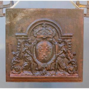 Plaque De Cheminée Renaissance Avec Circuit De Ventilation 