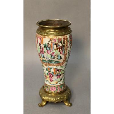 Vase En Porcelaine De Canton Chine XIXème