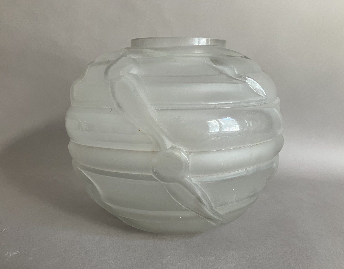 André Hunebelle vase en verre modèle Jupiter Art Déco vers 1930