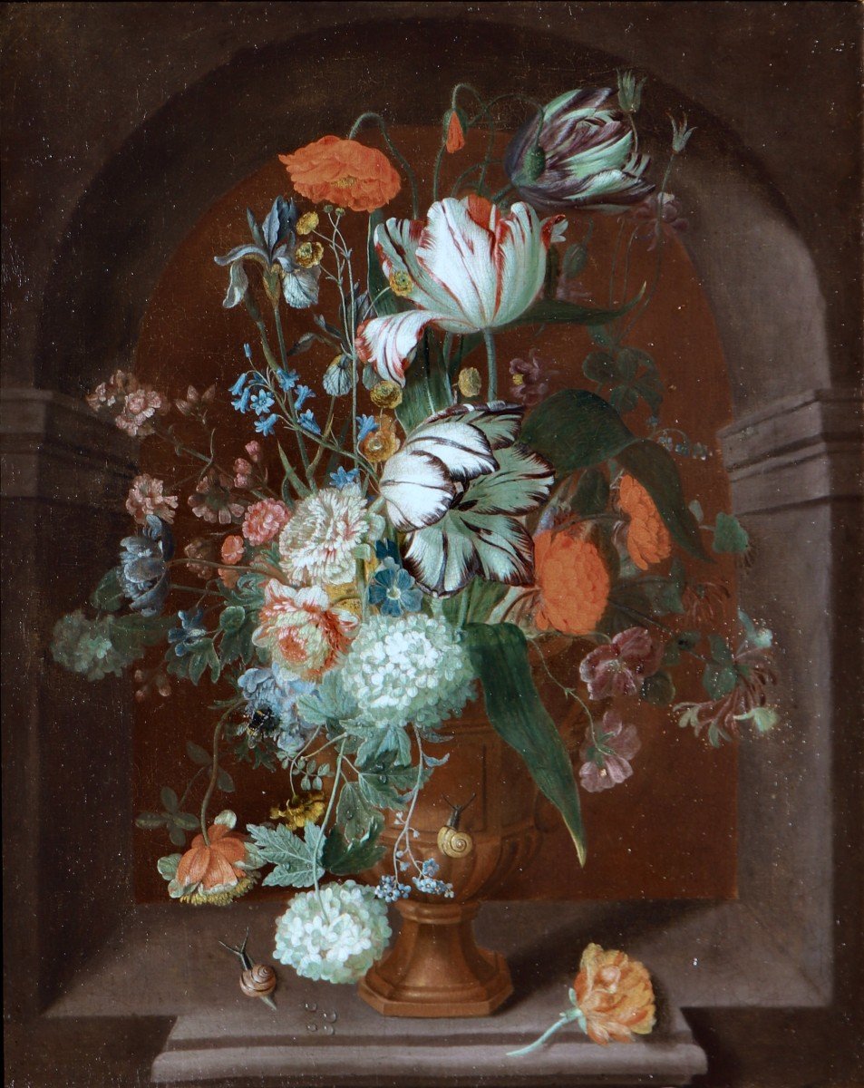 Jacob Campo Weyerman (1677 - 1747), Un vase de fleurs dans une niche-photo-1