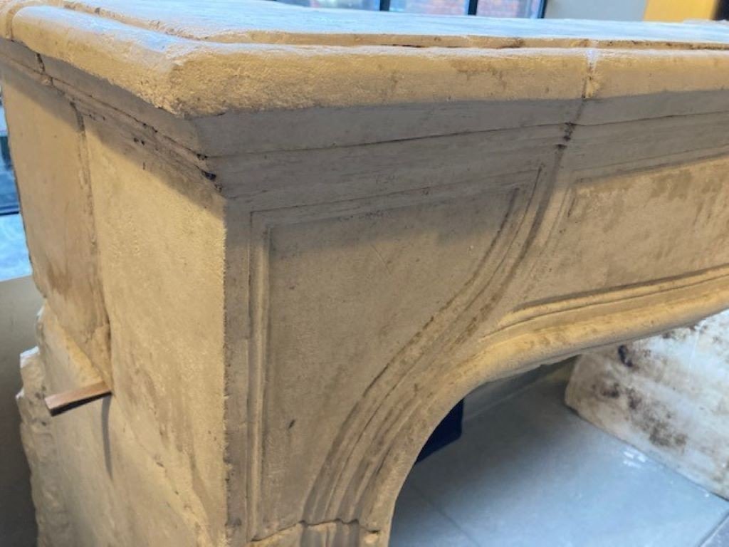 Limestone Fireplace, Early 19th Century-photo-4