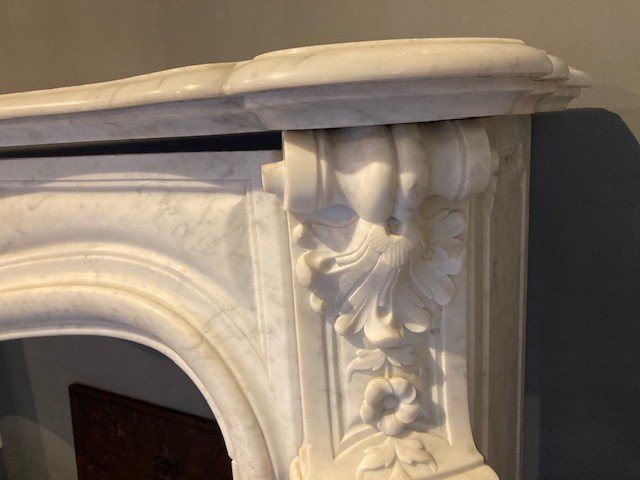 Carrara Marble Fireplace Mantel, 19th Century-photo-2