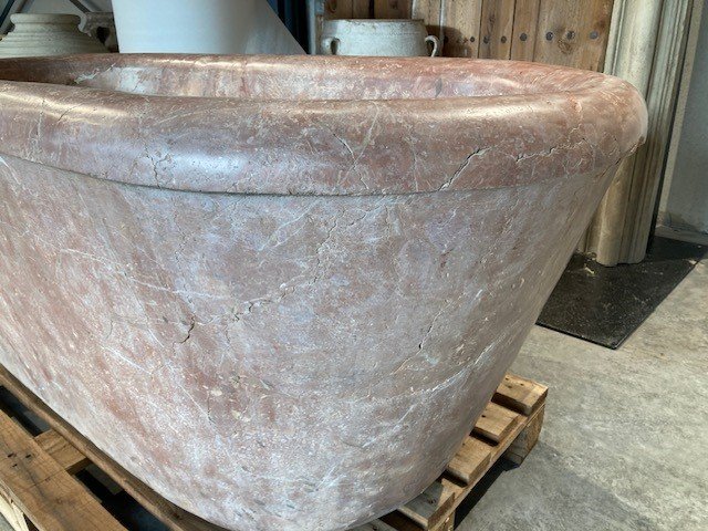 Italian Macchiavecchia Marble Bathtub-photo-1