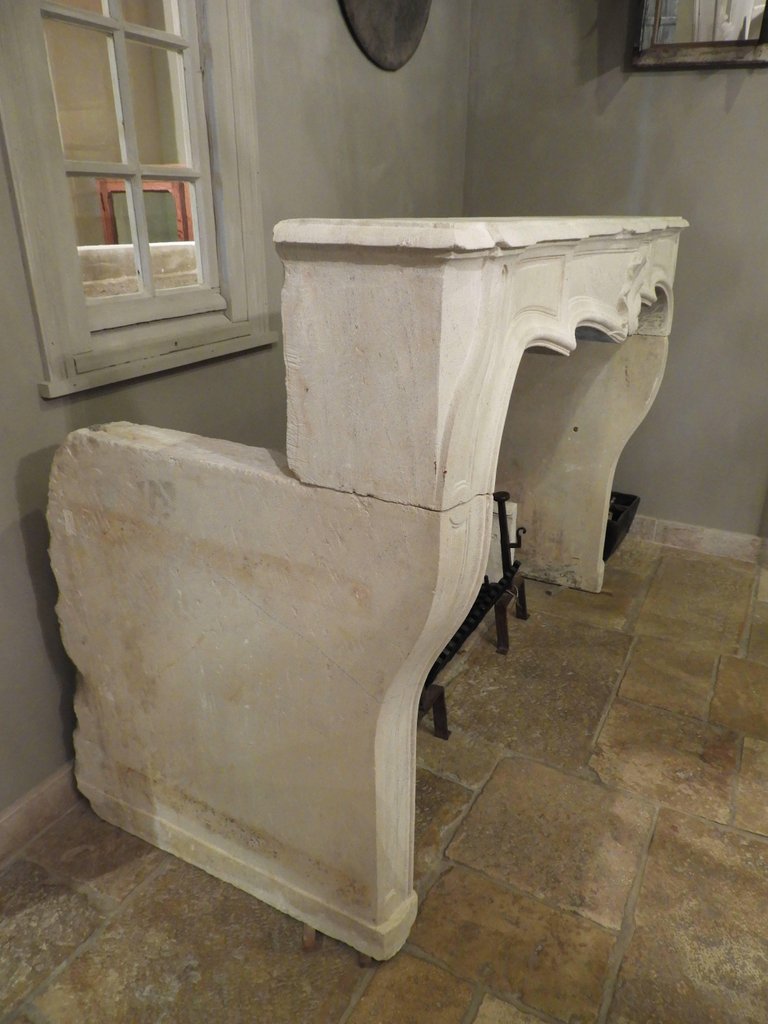Hand-carved Louis XV Fireplace In French Limestone, 19th C-photo-3