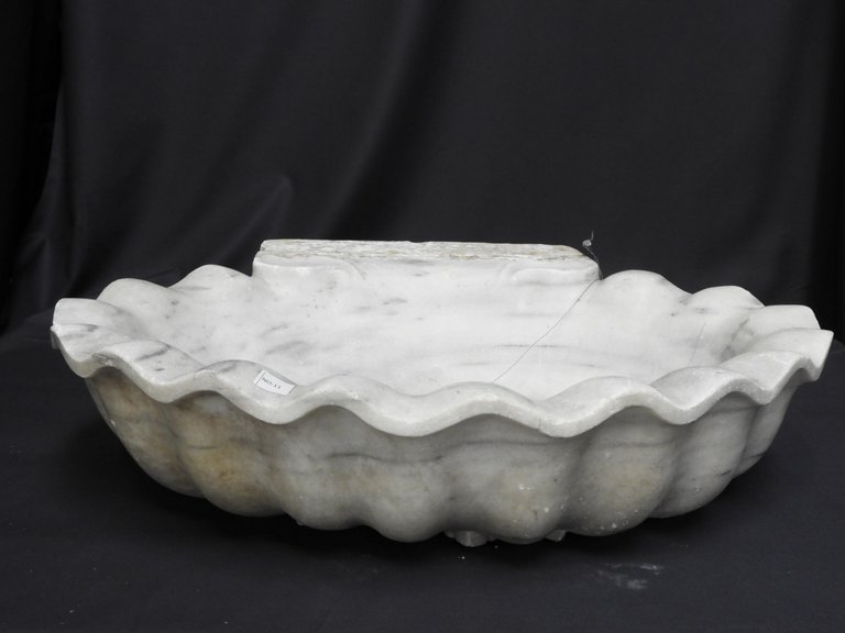 19th Century White Marble Sink-photo-2