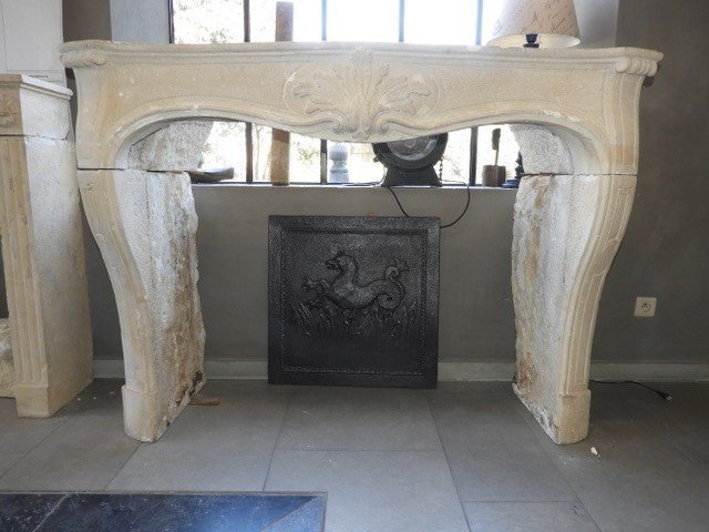 Louis XV French Limestone Fireplace , 19th Century-photo-2