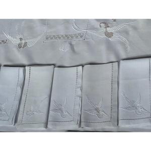 Tablecloth And 12 Antique Napkins From The Indochina Period, Embroidery Of Storks, Cranes, Ideograms