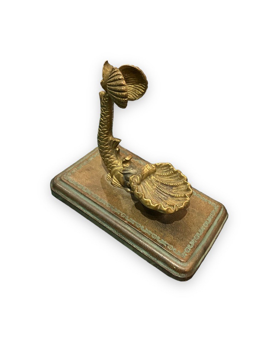 Fun Watch Holder Pen Holder Paperweight Fish Decor-photo-2