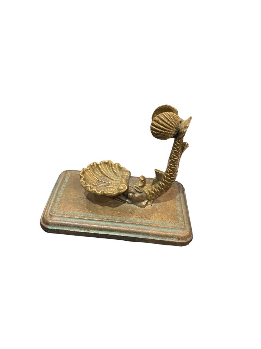 Fun Watch Holder Pen Holder Paperweight Fish Decor-photo-4