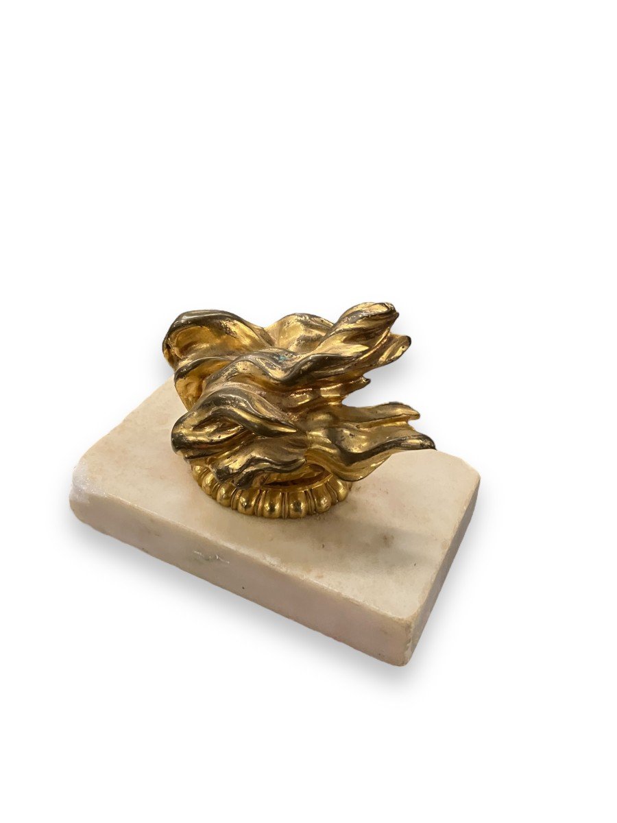 Flambeau Paperweight In Gilt Bronze And Marble-photo-2