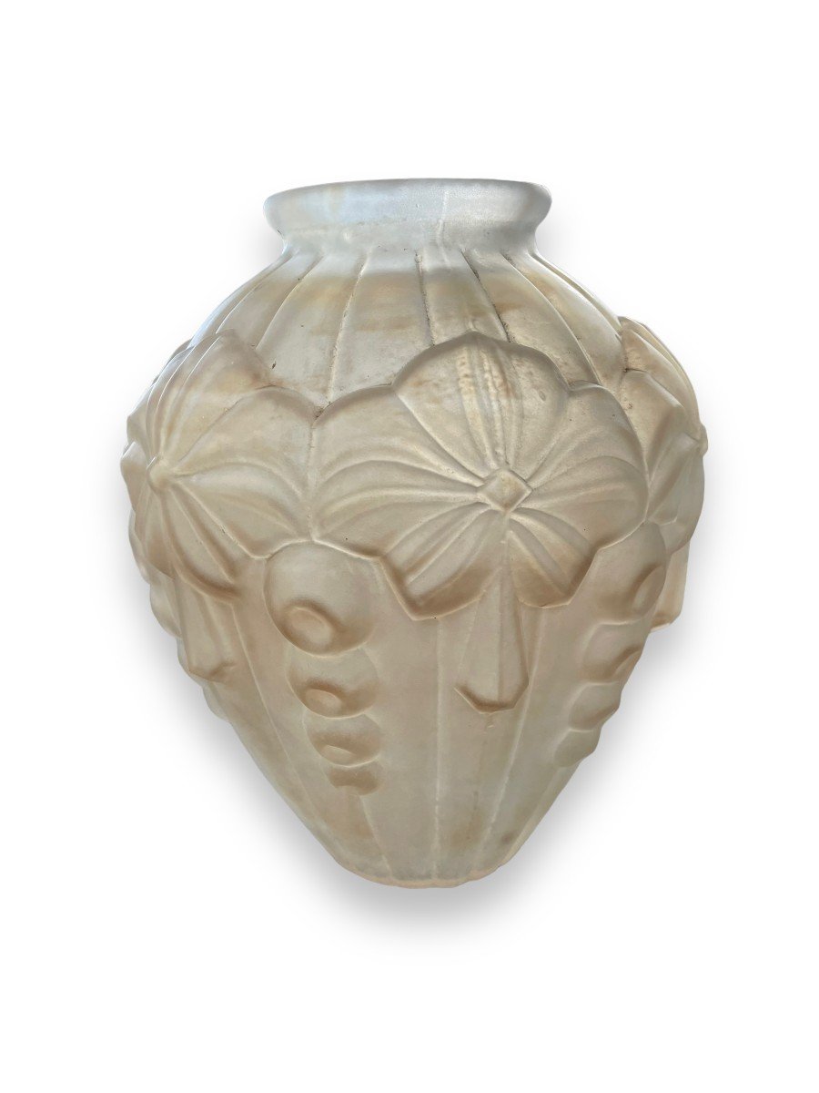 Important Art Deco Vase In Molded Pressed Glass-photo-6