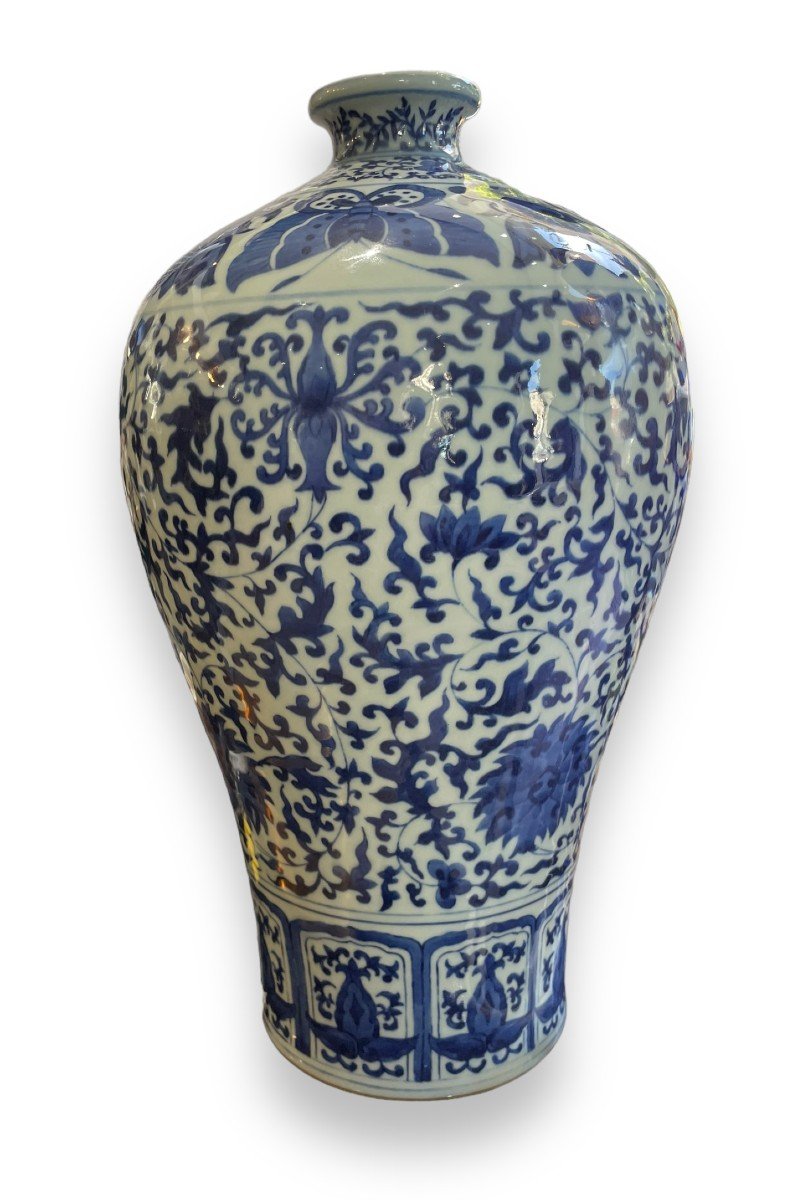 Important Chinese Pansu Vase Early 20th Century Celadon And Blue Background